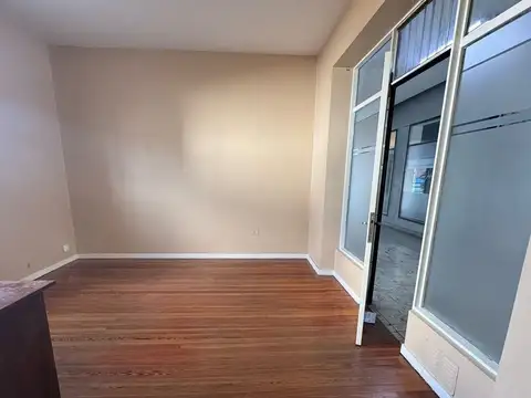 Local en Venta 35 años