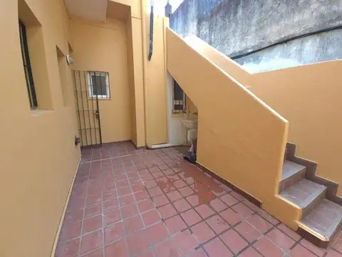 VENTA PH 3 AMBIENTES GRAN UBICACION SAN ISIDRO