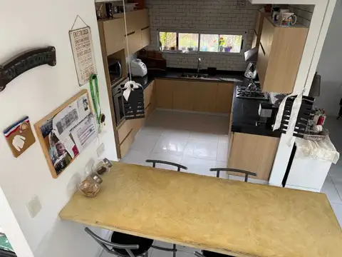 Venta Casa 4 amb. en El Cantón Islas con Pileta