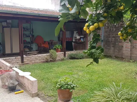 Casa Chalet  en Venta en Olivos, Vicente López, G.B.A. Zona Norte