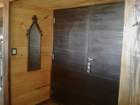 Casa en Alquiler con 1 cochera