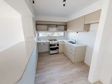 Departamento 4 ambientes con 3 baños