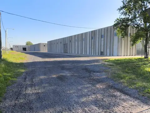 Galpón en Perez - Ruta 33 y Ruta 14