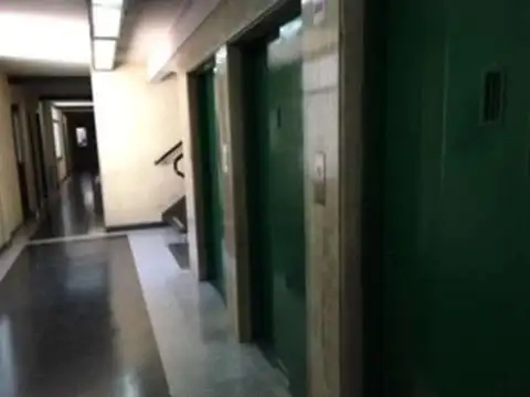 Oficina 2 ambientes con 1 baño