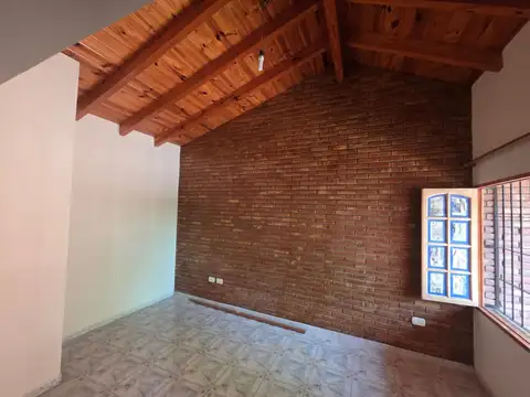 Casa en Alquiler en Maipu, $ 950.000