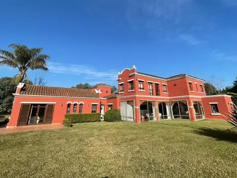 Casa en Venta al Oeste