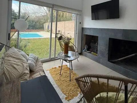 venta casa 4 ambientes 3 dormitorios garage piscina jardin - zona pilar - barrio parque yei pora -