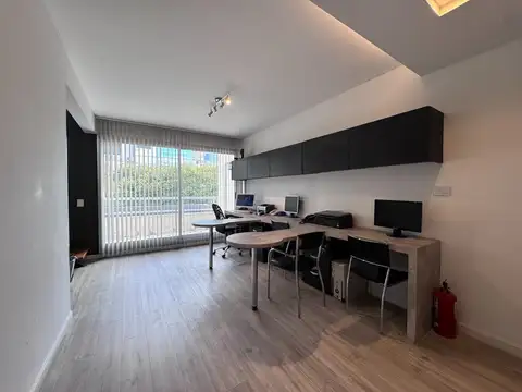 2 AMBIENTES EN DUPLEX CON BALCÓN Y TERRAZA.