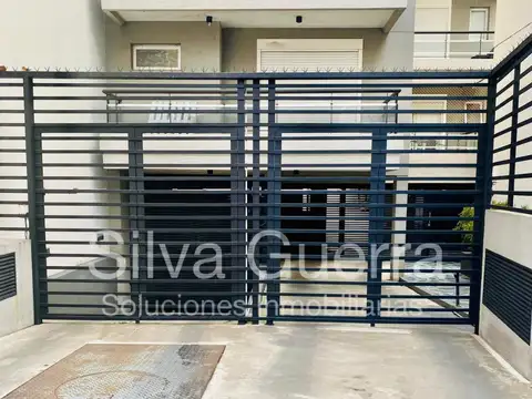 Cochera en Venta Cubierta