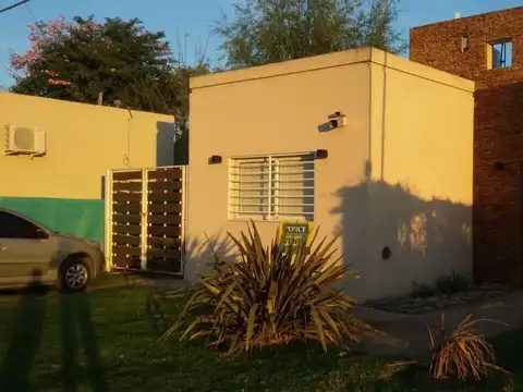 Casa En Venta En Torres Calle Santos Chocanos 500