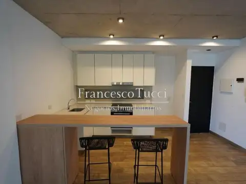 Departamento en Venta en Barrio Parque Leloir, USD 240.000