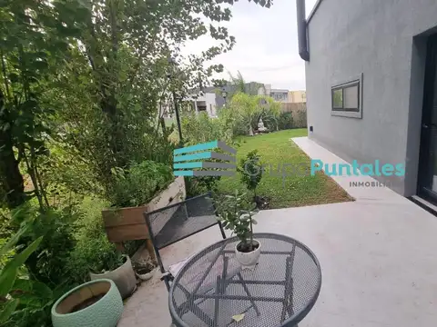 Casa 6 ambientes con 3 baños