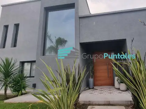 Casa en Barrio Lagos de Canning con 5 dormitorios