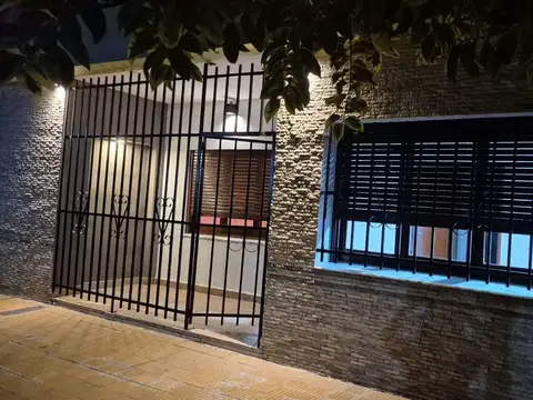 Casa en Alquiler en San Martin, $ 750.000