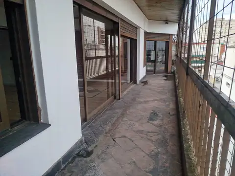 JOSE BONIFACIO al 2300