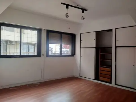 Departamento en Venta de 5 dormitorios