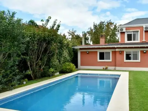 Casa en Venta en Pilar Del Este, USD 260.000