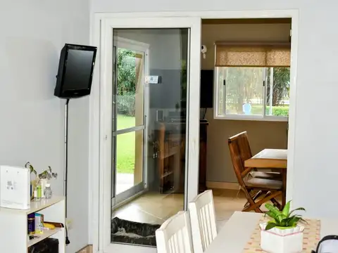 Casa  en Venta ubicado en Los Jazmines, Pilar del Este, Pilar