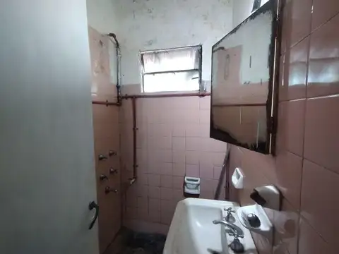 CASA 4 AMBIENTES CON PARQUE