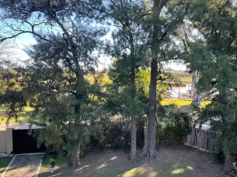 Casa en Alquiler al Oeste