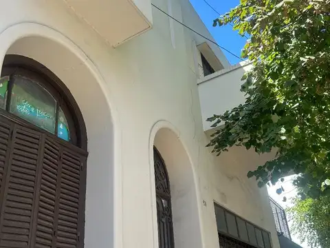 CASA TERRENO PROPIO A REFACCIONAR IDEAL