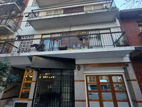 Departamento 2 ambientes con balcon contra frente 46m2