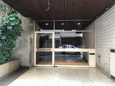 Alquilo Temporario en Retiro, Amplio Departamento de 4 Ambientes, 5 pax