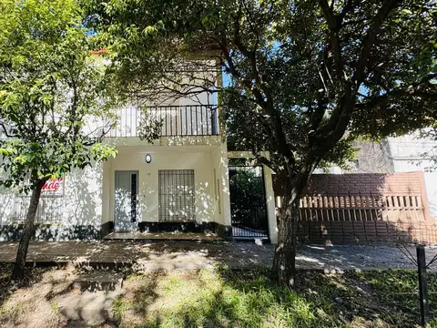 Casa con Depto en Colón Entre Ríos