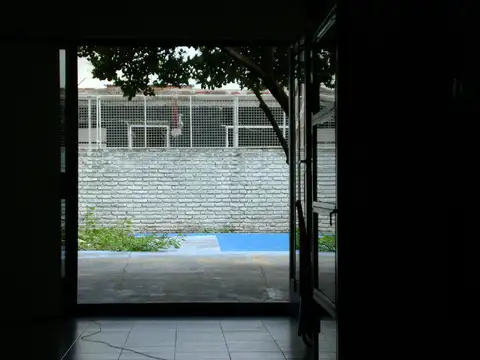 Galpon en Venta 8  mts Frente