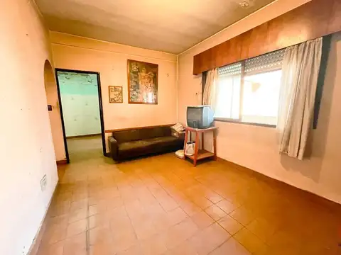 Depto Tipo Casa 3 ambientes con 1 baño