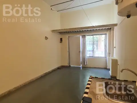 Local en Alquiler en Flores Norte, $ 390.000