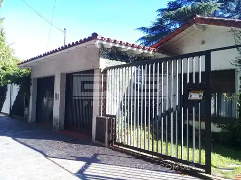 L. N. Alem al 600 esquina Lucio Costa