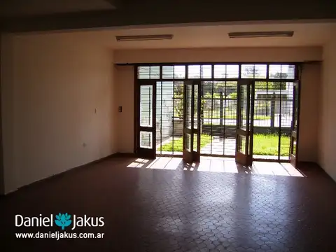 Local en Alquiler 35 años