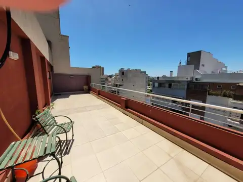 Vendo en Villa Urquiza, 2 Ambientes, Balcón, Amenities. Apto crédito.