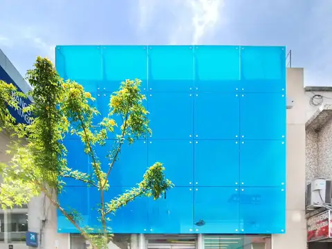 Av. Juan Domingo Perón  al 1100