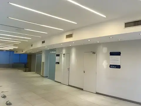 Local en Venta en San Miguel, USD 3.000.000