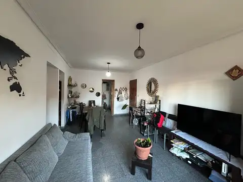 Departamento 4 ambientes con 1 baño