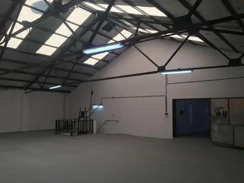 Galpon en Venta en Villa Lynch, USD 590.000