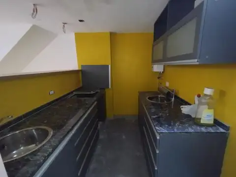 Venta Casa 2 Dormitorios Cochera Terraza La Sexta