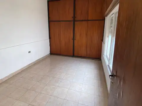 Mariano Moreno 4600, Piso PB