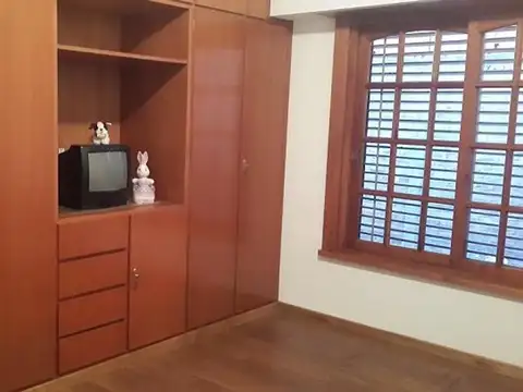 Casa en Venta de 2 Dormitorios y parque