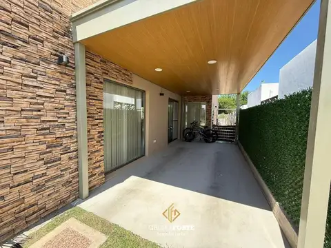 Casa 3 ambientes con 3 baños