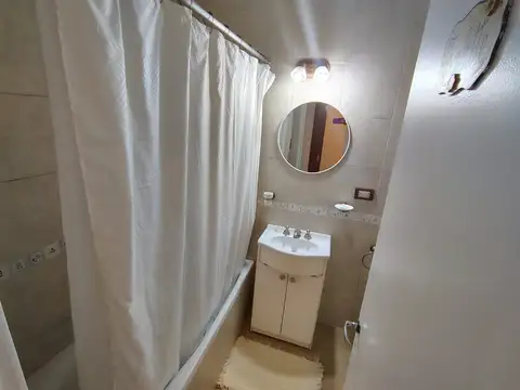 Andonaegui 2500, Piso pb