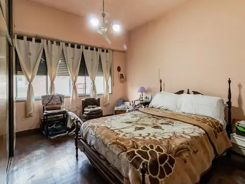 Depto Tipo Casa en Venta 60 años