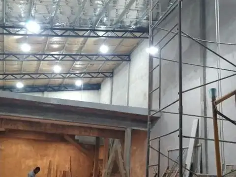 GALPON 310 M2. MONOLITO