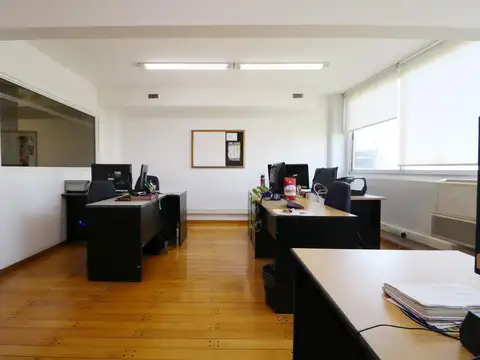 AV RIVADAVIA al 1600