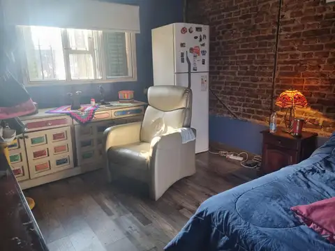 Depto Tipo Casa en Venta 40 años