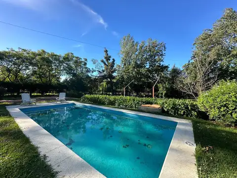 Kennedy esquina Rafael