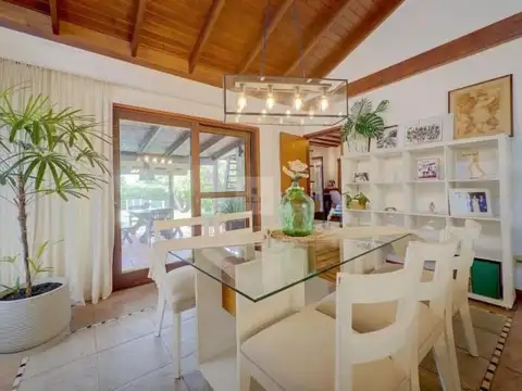 Casa en Venta en Atlantida, USD 550.000