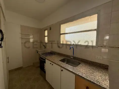 Departamento en Alquiler en Almagro, $ 700.000